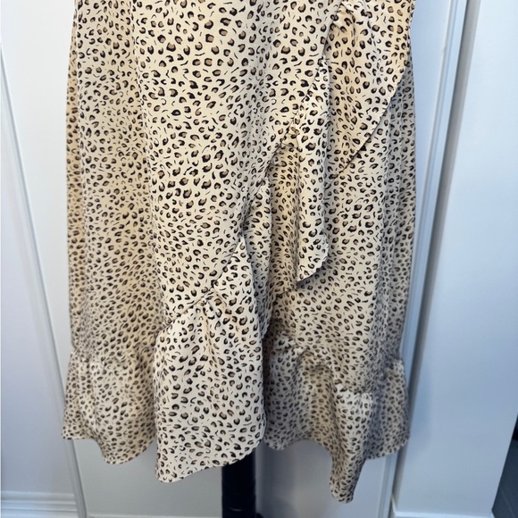 Sanctuary Bianca Leopard Print Midi Dress - Picture 6 of 12